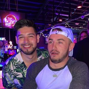 Meet your Posher, Quintin